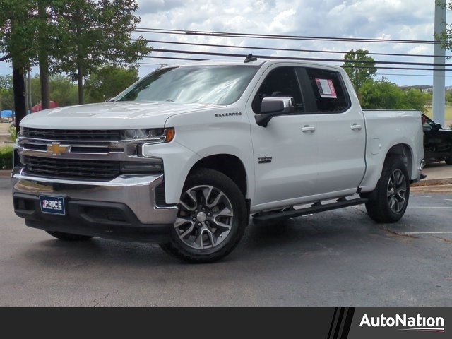 Summit White 2021 Chevrolet Silverado 1500 LT Crew Cab RWD Pickup Truck 4X2 8-Speed Automatic