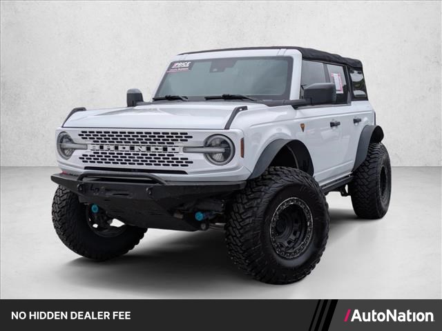 Oxford White 2022 Ford Bronco SUV / Crossover Four-Wheel Drive 7-Speed Manual