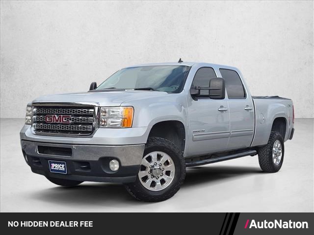 Quicksilver Metallic 2014 GMC Sierra 2500HD Pickup Truck Four-Wheel Drive 6-Speed Automatic