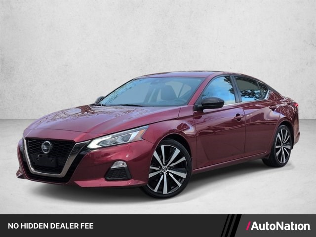 Red (Scarlet Ember Tintcoat) 2020 Nissan Altima 2.5 SR FWD Sedan Front-Wheel Drive Automatic