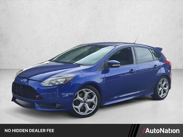 Performance Blue Metallic 2014 Ford Focus Hatchback Front-Wheel Drive Automatic
