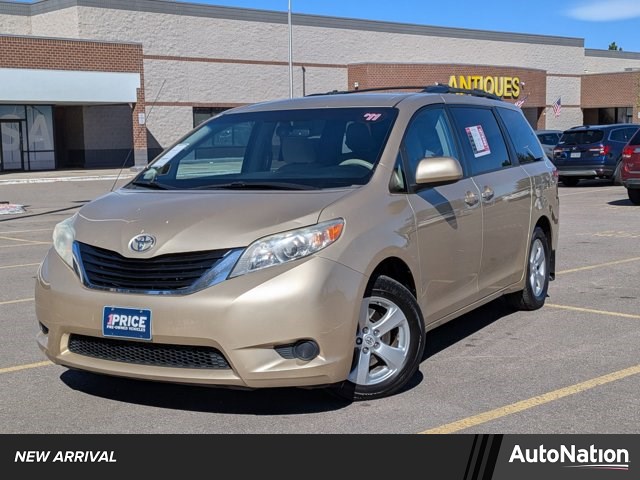 2011 Toyota Sienna 7-Passenger V6 FWD