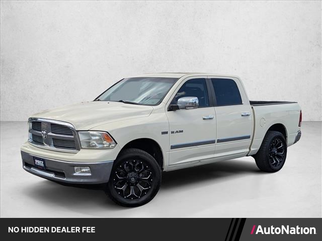 Brilliant Black Cr 2010 Dodge RAM 1500 Pickup Truck Four-Wheel Drive 5-Speed Automatic