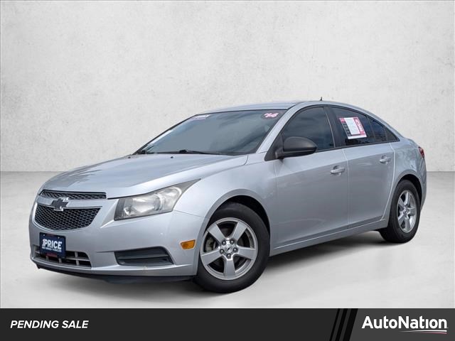 Silver Ice Metallic 2014 Chevrolet Cruze LS Sedan FWD Sedan Front-Wheel Drive 6-Speed Automatic