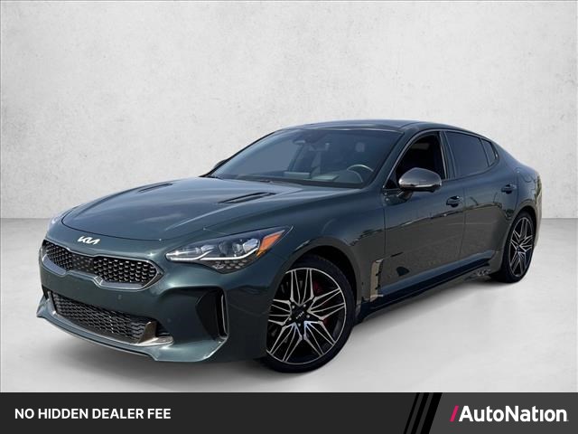 2023 Kia Stinger Verde (Ascot Green) Sedán Tracción trasera Automática