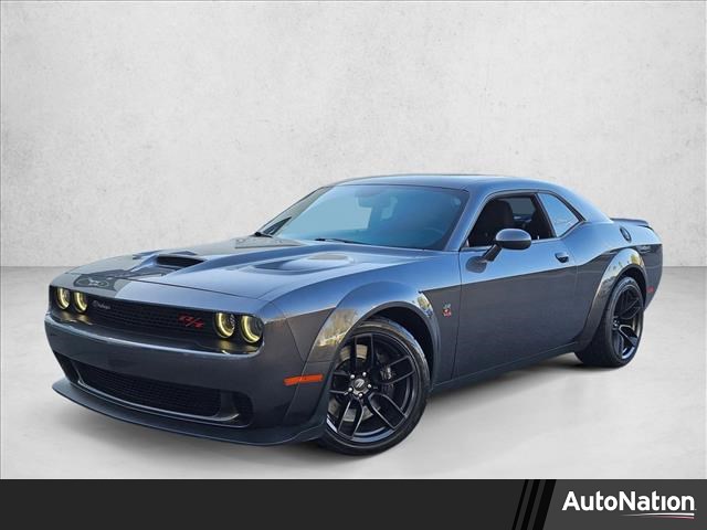 Gray (Granite Pearlcoat) 2022 Dodge Challenger R/T Scat Pack Widebody RWD Coupe Rear-Wheel Drive 6-Speed Manual