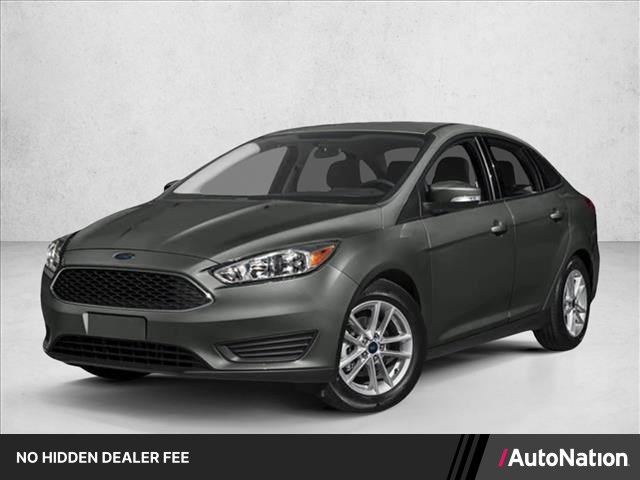 Gray (Magnetic Metallic) 2018 Ford Focus SE Sedan Front-Wheel Drive Automatic
