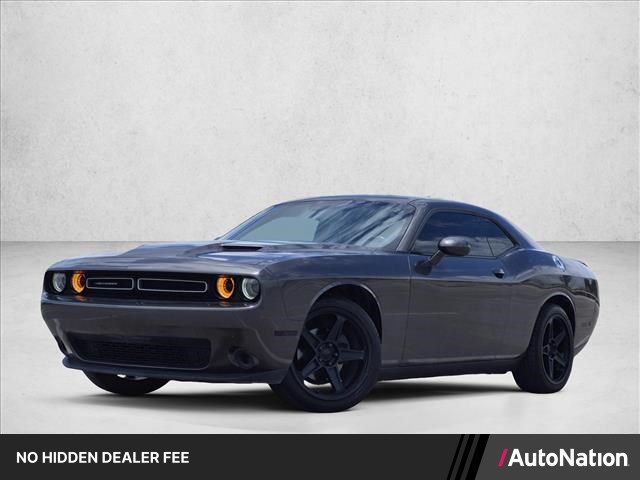 Gray (Granite Pearlcoat) 2019 Dodge Challenger Coupe Rear-Wheel Drive 8-Speed Automatic
