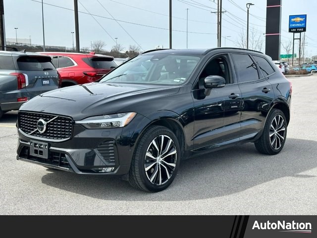 2024 Volvo XC60 B5 Plus Dark Theme AWD