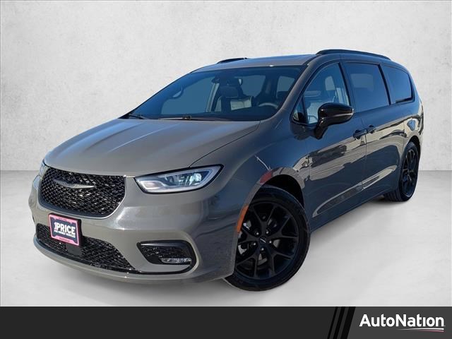 2025 Chrysler Pacifica Limited FWD