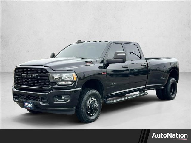 Diamond Black Crystal Pearlcoat 2024 RAM 3500 Big Horn Crew Cab LB DRW 4WD Pickup Truck Four-Wheel Drive 6-Speed Automatic