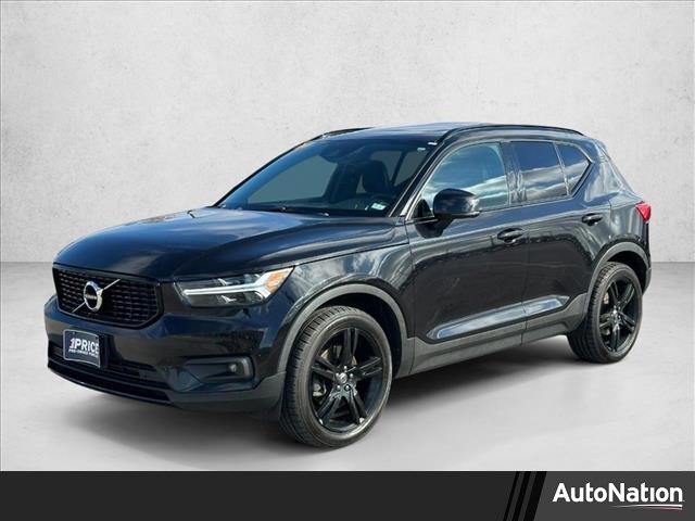 2020 Volvo XC40 T5 R-Design AWD