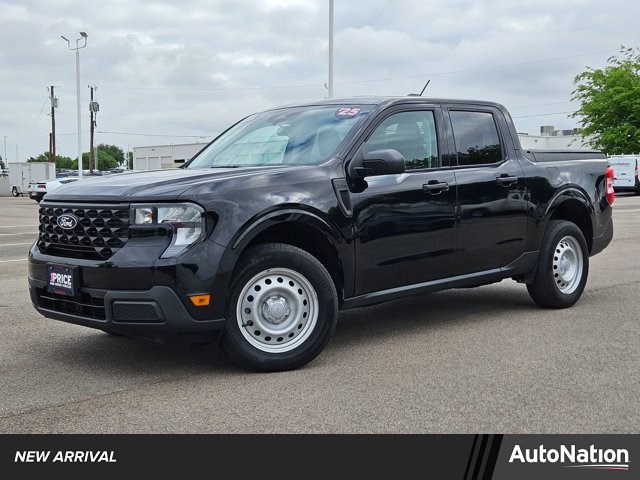 Shadow Black 2025 Ford Maverick XL SuperCrew FWD Pickup Truck Front-Wheel Drive Automatic