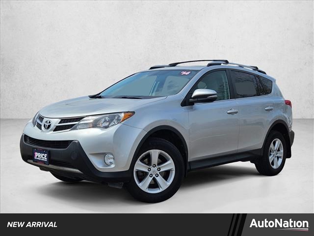 Classic Silver Metallic 2014 Toyota RAV4 XLE AWD SUV / Crossover All-Wheel Drive Automatic