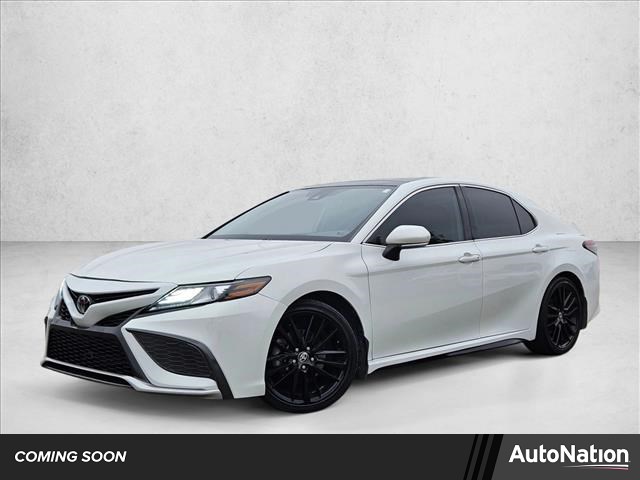 White (Wind Chill Pearl) 2022 Toyota Camry XSE FWD Sedan Front-Wheel Drive Automatic
