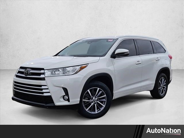 White (Blizzard Pearl) 2018 Toyota Highlander XLE SUV / Crossover Front-Wheel Drive Automatic