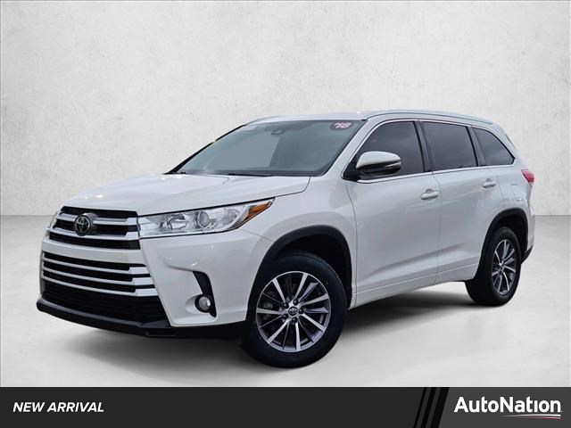 White (Blizzard Pearl) 2018 Toyota Highlander XLE SUV / Crossover Front-Wheel Drive Automatic