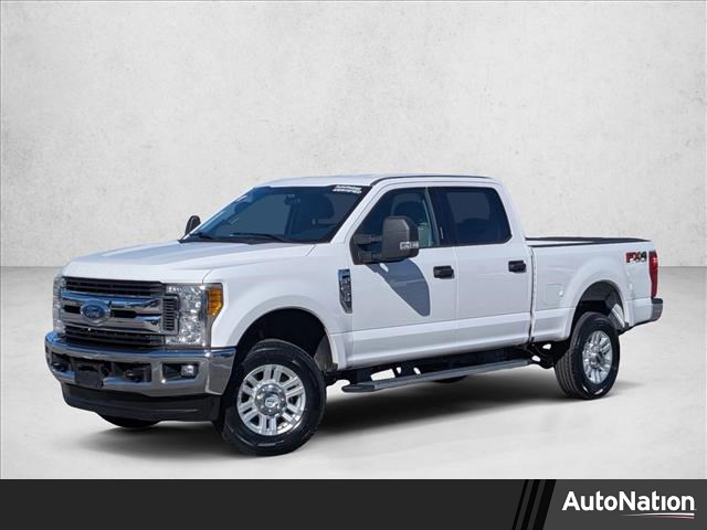 2017 Ford F-250 Super Duty XLT Crew Cab 4WD