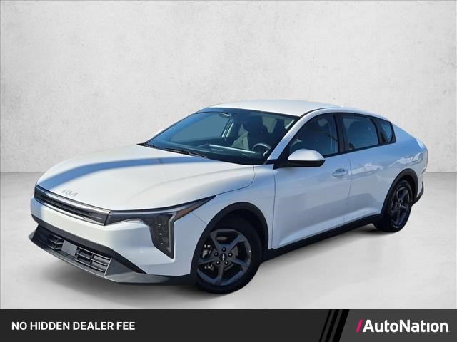 2025 Kia K4 LXS FWD