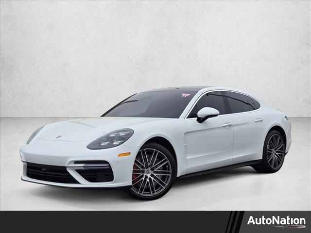 2017 Porsche Panamera Turbo