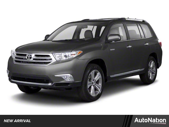 Magnetic Gray Metallic 2012 Toyota Highlander SUV / Crossover Automatic