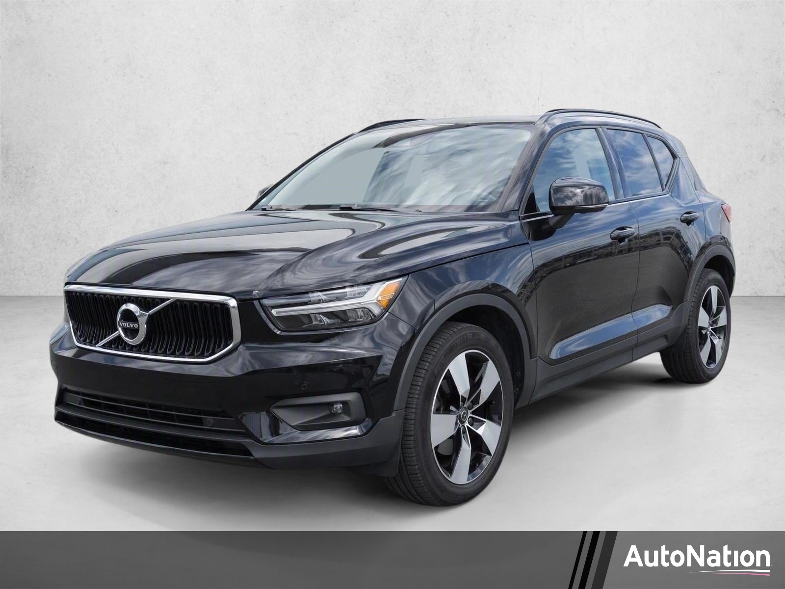 2021 Volvo XC40 Momentum