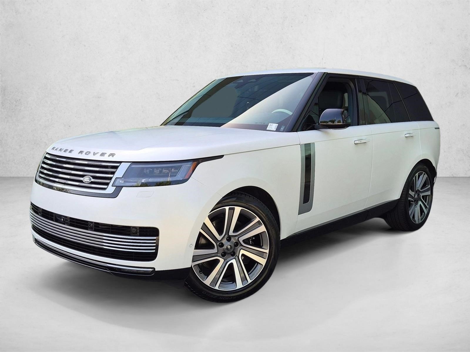 2025 Land Rover Range Rover SV