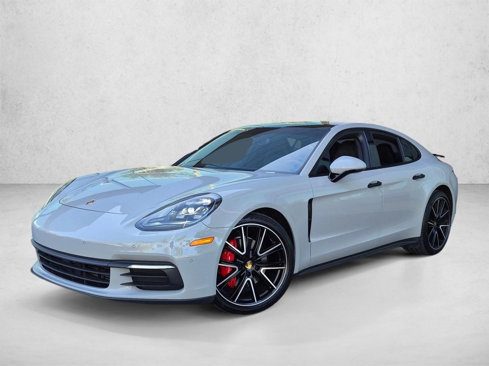 2018 Porsche Panamera