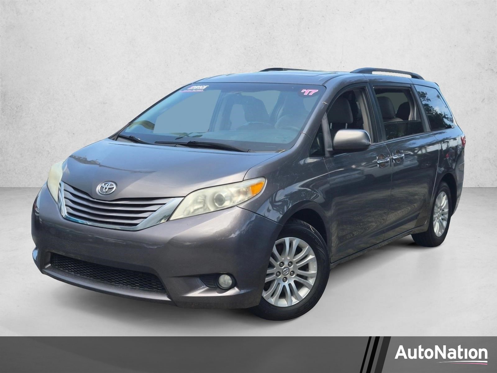 2017 Toyota Sienna XLE Premium