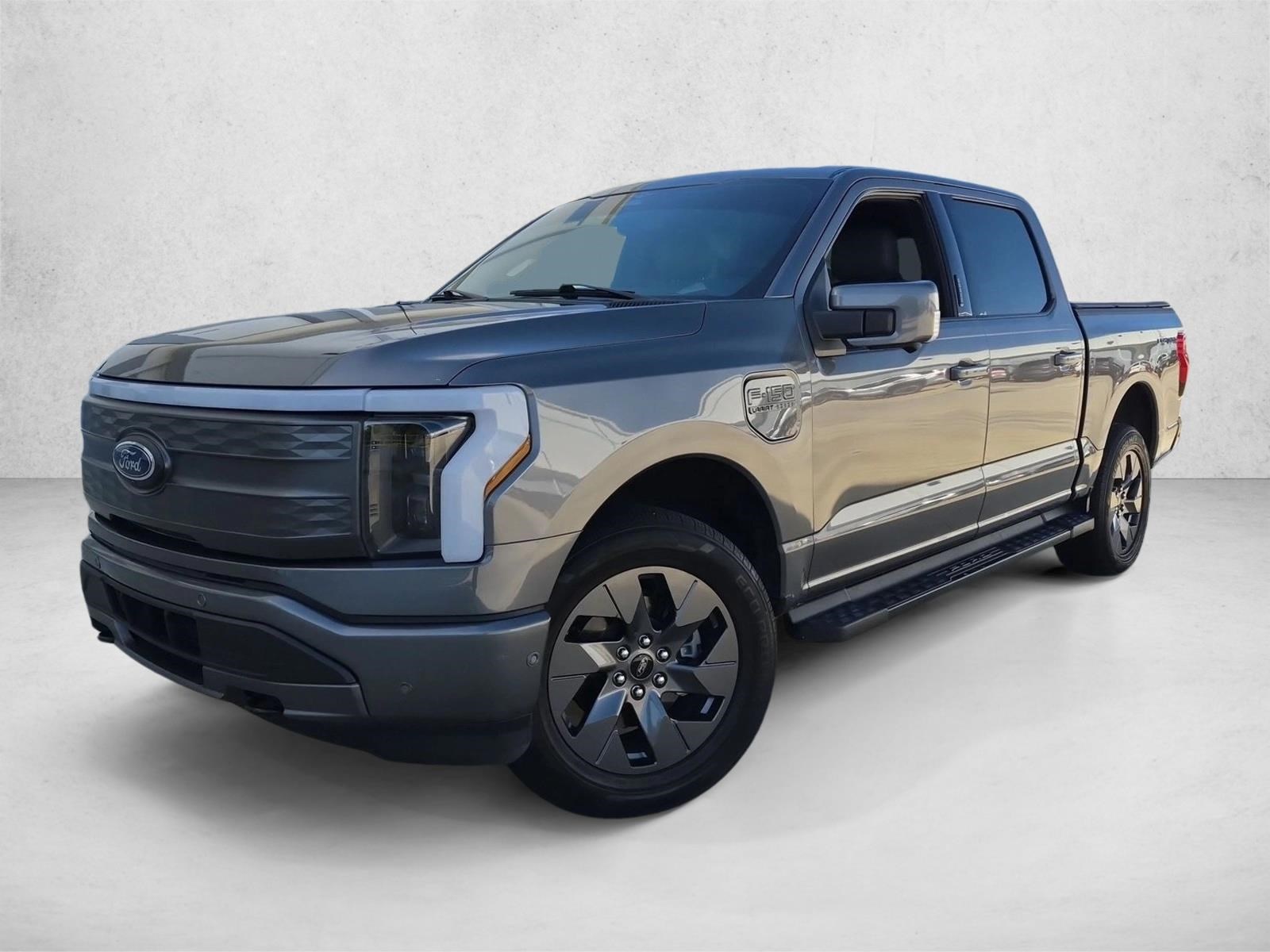 2023 Ford F-150 Lightning LARIAT