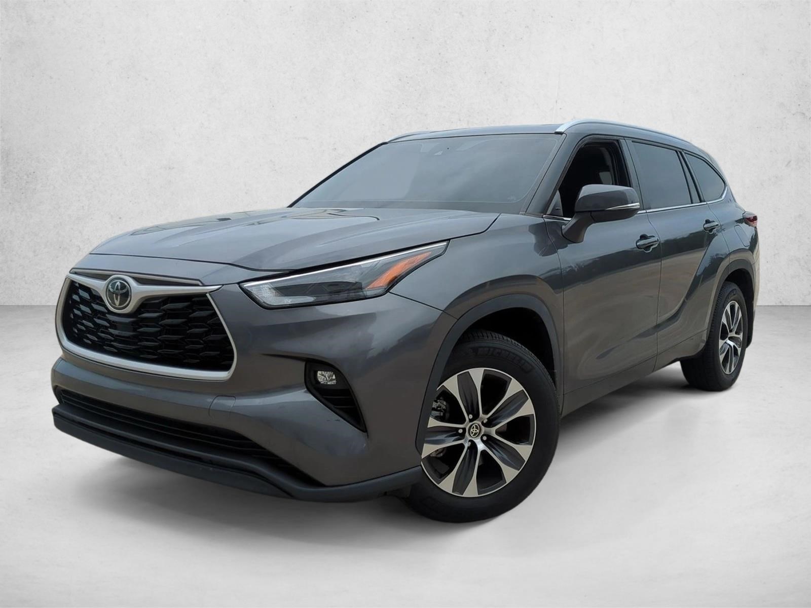 2024 Toyota Highlander XLE