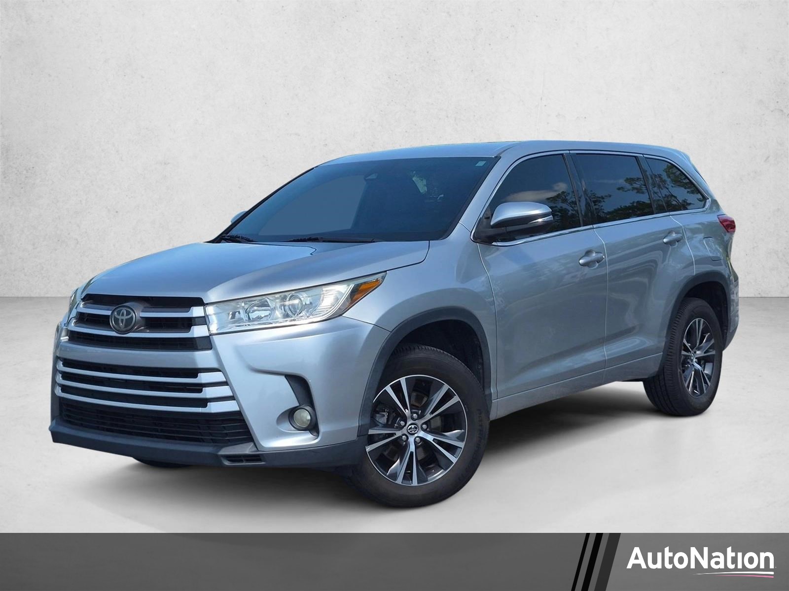 2018 Toyota Highlander LE