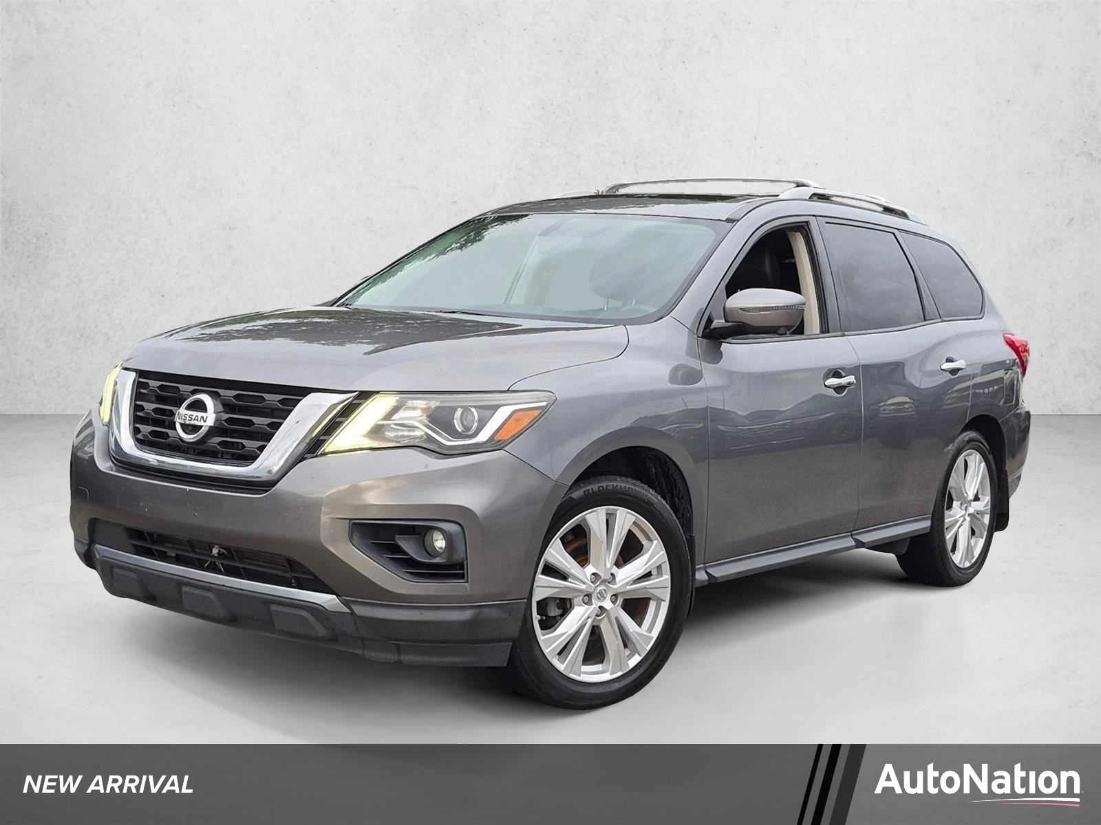 2018 Nissan Pathfinder SL