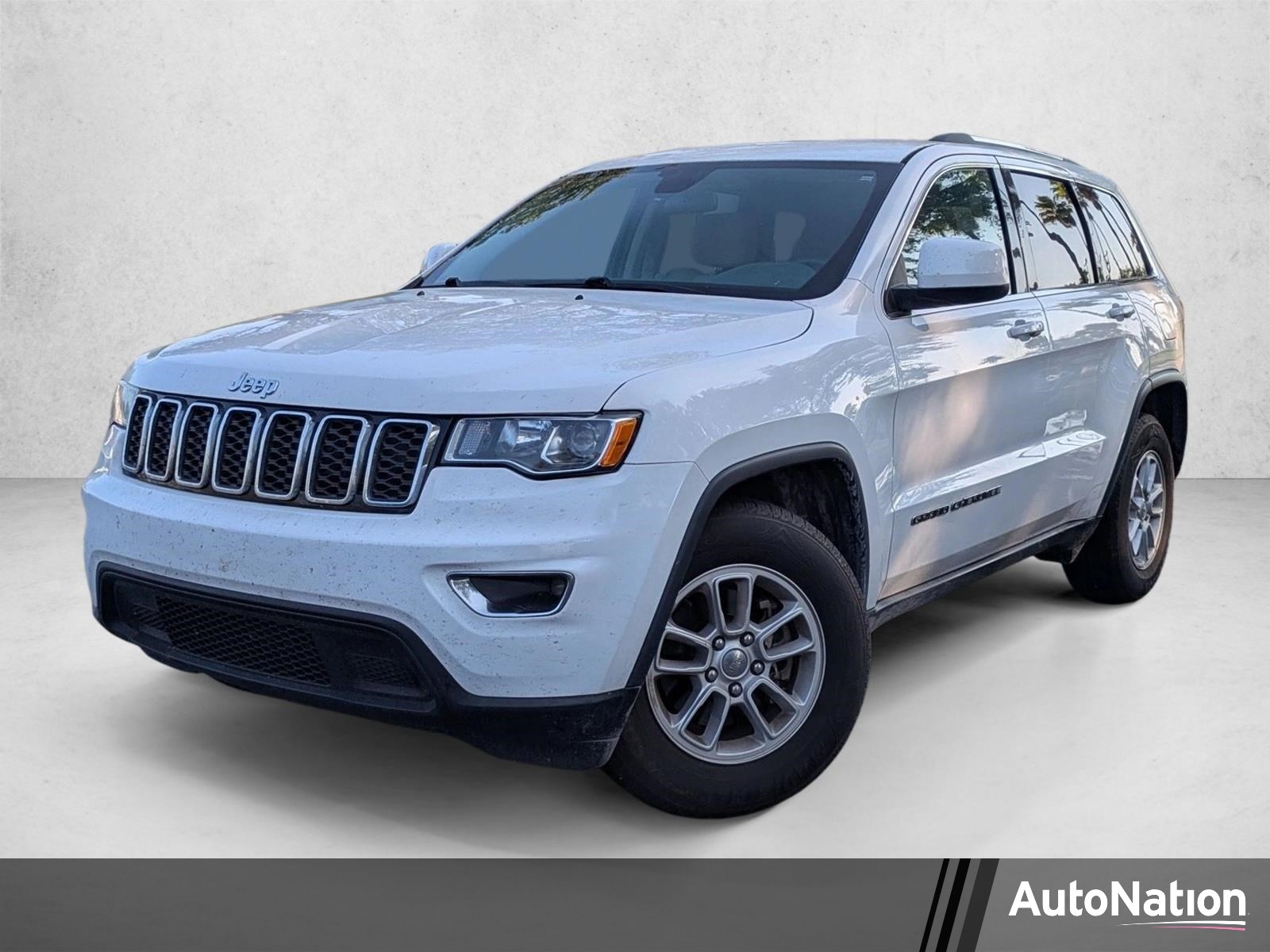 2019 Jeep Grand Cherokee Laredo E