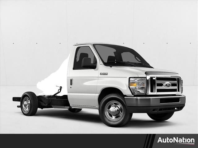 2018 Ford E-Series Cutaway 