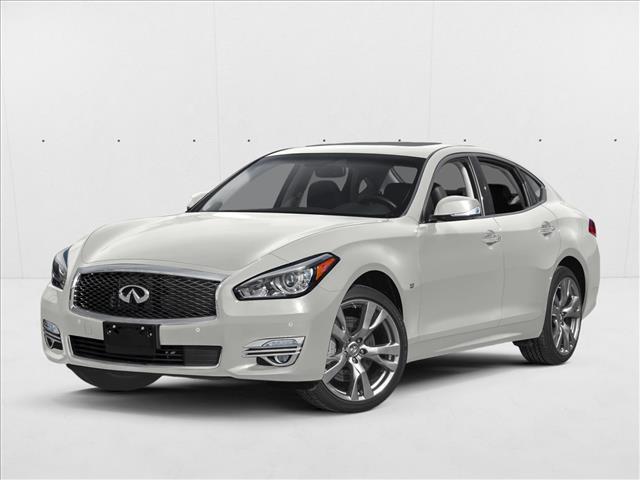 2016 Infiniti Q70 3.7