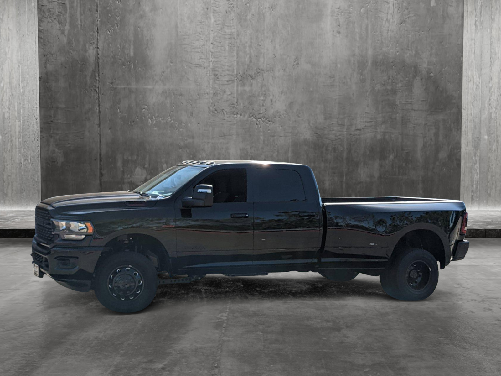 2024 RAM 3500 Big Horn -
                Roseville, CA