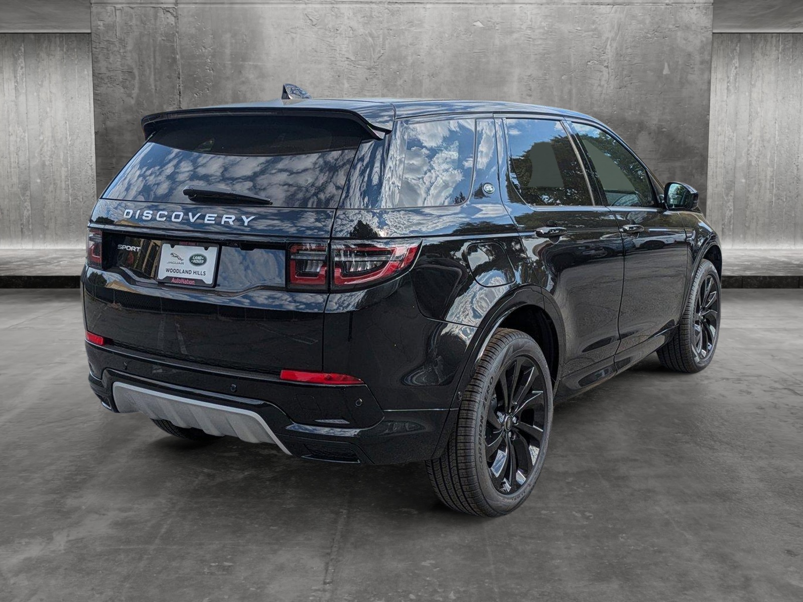 2025 Land Rover Discovery Sport S -
                Woodland Hills, CA