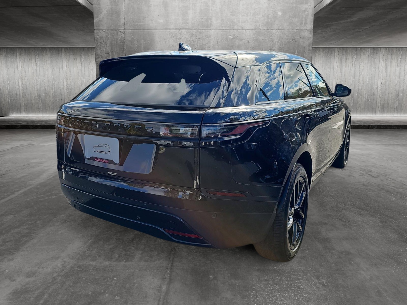 2025 Land Rover Range Rover Velar S -
                Elmsford, NY