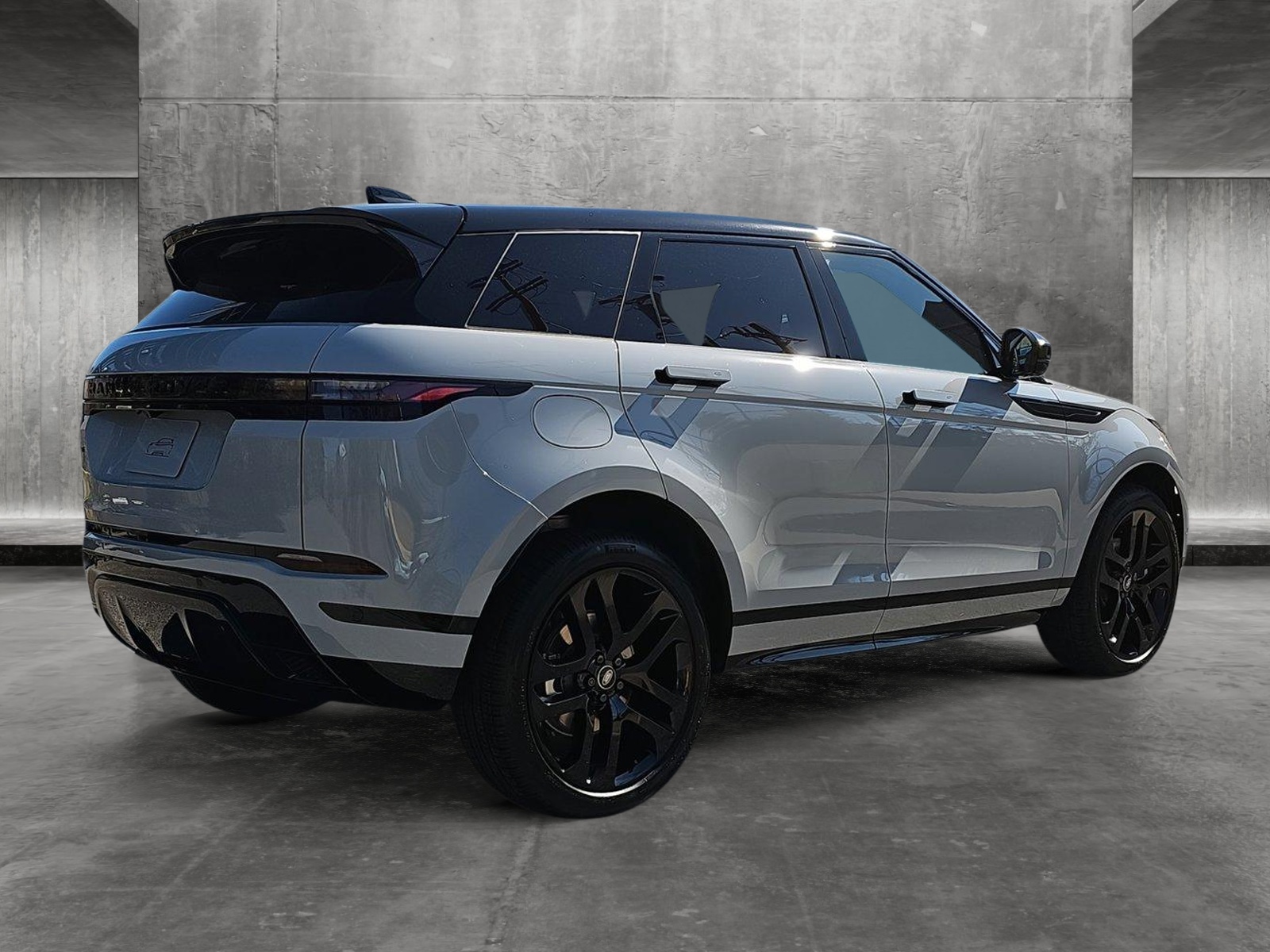 2025 Land Rover Range Rover Evoque Dynamic SE -
                New Rochelle, NY