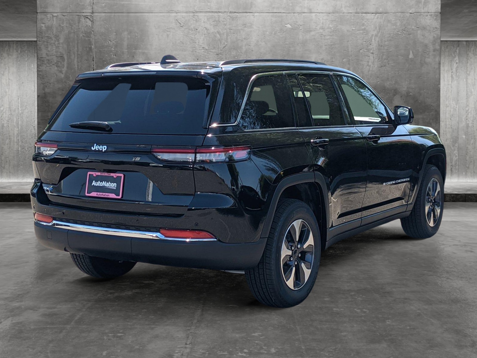 2024 Jeep Grand Cherokee 4xe -
                Valencia, CA