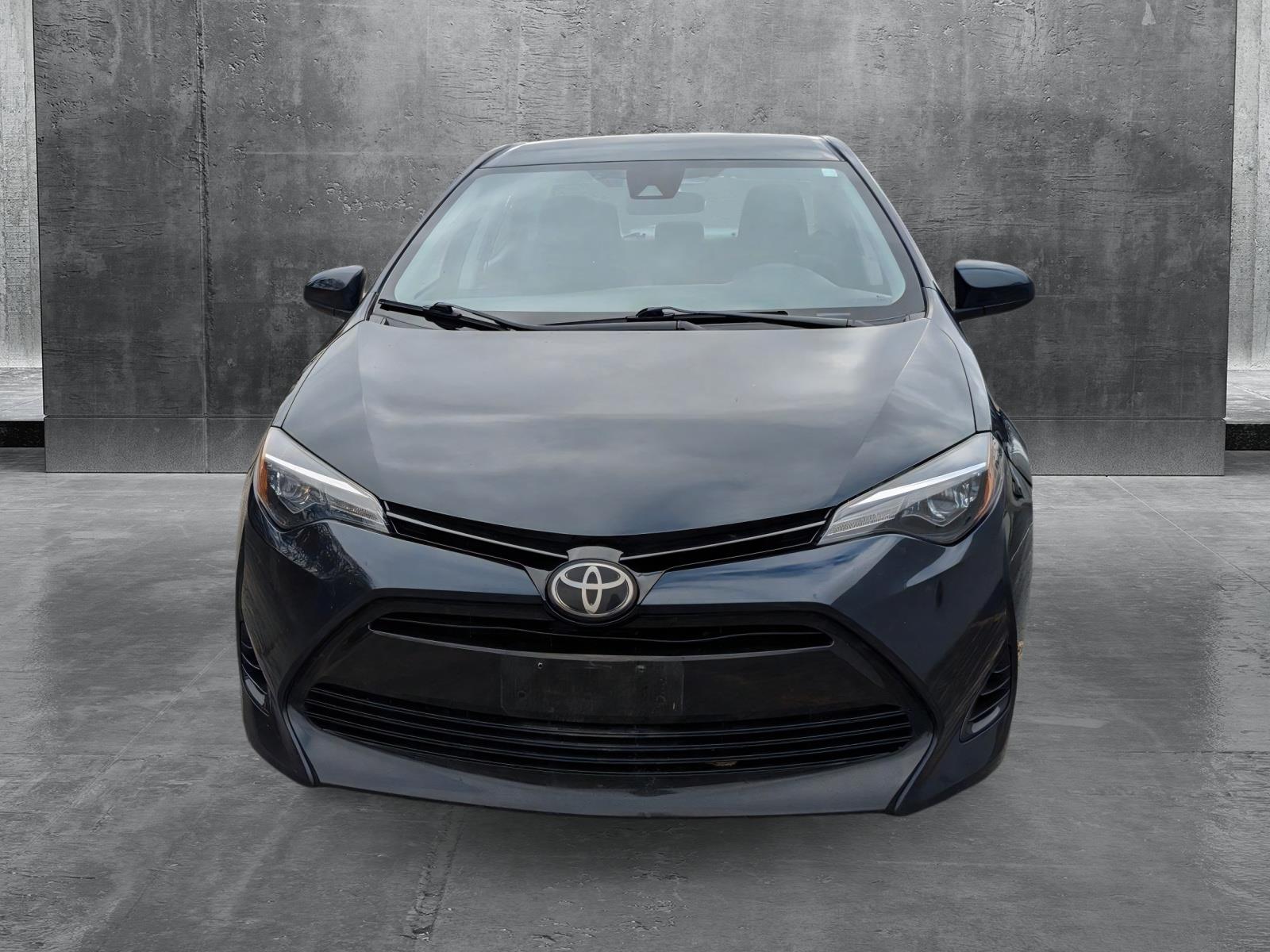 2018 Toyota Corolla LE -
                Libertyville, IL