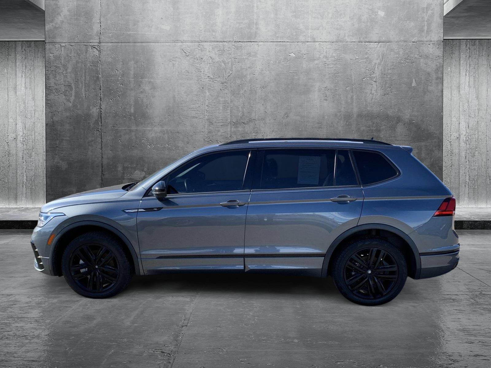 2022 Volkswagen Tiguan SE R-Line Black -
                Littleton, CO