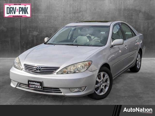 2005 Toyota Camry XLE V6 FWD