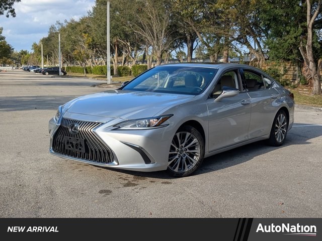 Lexus ES 350 FWD